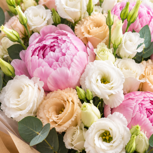 Bouquet di Peonie e Lisianthus - immagine 3